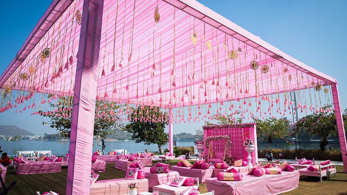 Stories By Laksh Mehndi Decoration Btm
